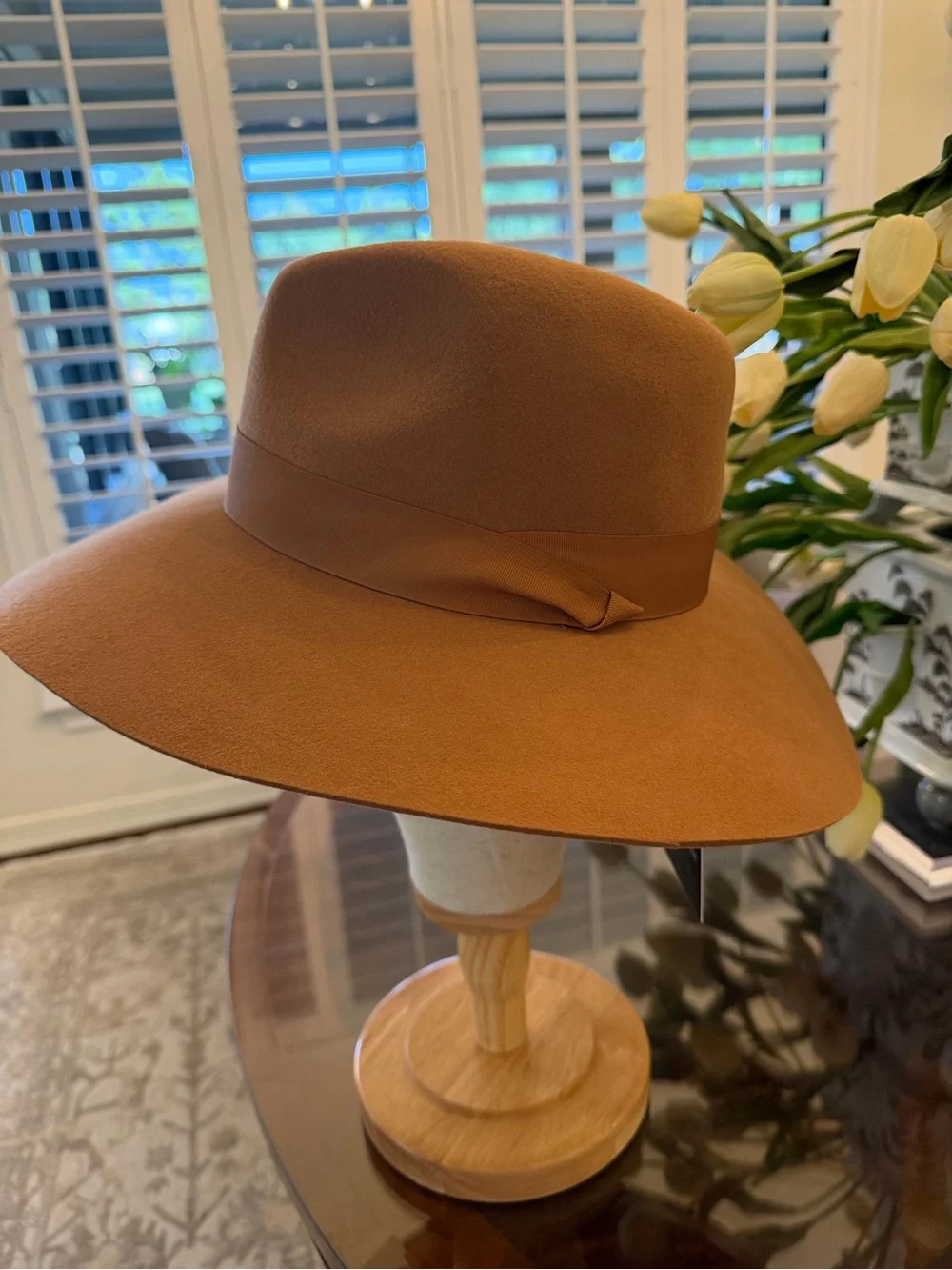 Saks Fifth Avenue Wide-Brim Fedora Hat in Camel Brown